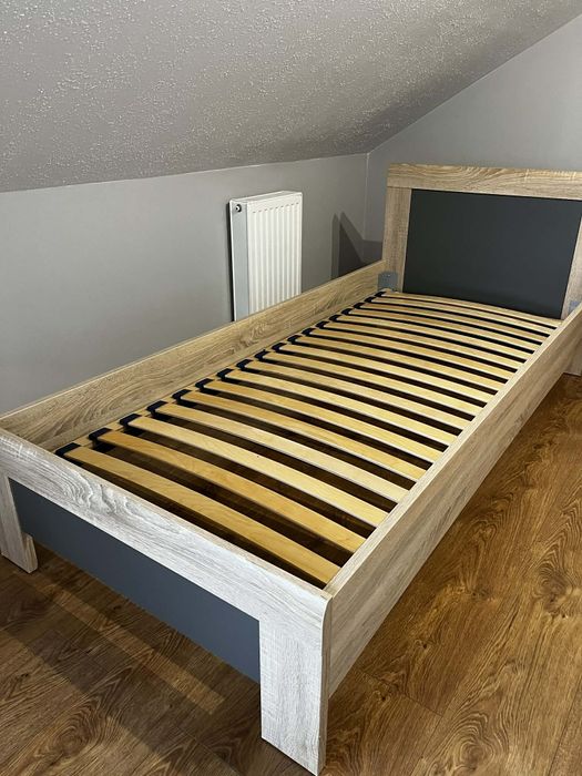 Łóżko młodzieżowe