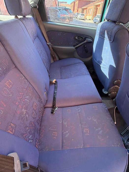 Fiat Palio Weekend Gasolina Acidentada – Anda – Motor e mecânica em bom estado. Inspeção em Dia – 700€