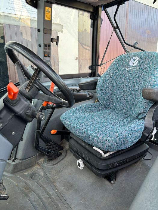 New Holland tl80a 2008 PL