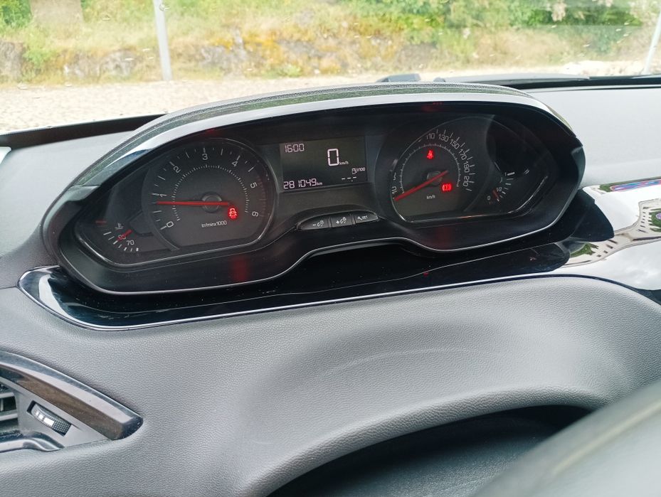 Peugeot 208 Comercial 2 lugares 2015 Excelente estado!