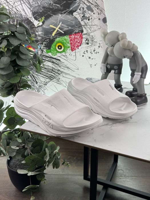Нові тапочки шльопки Hoka Ora Recovery 49 розмір Е11831
