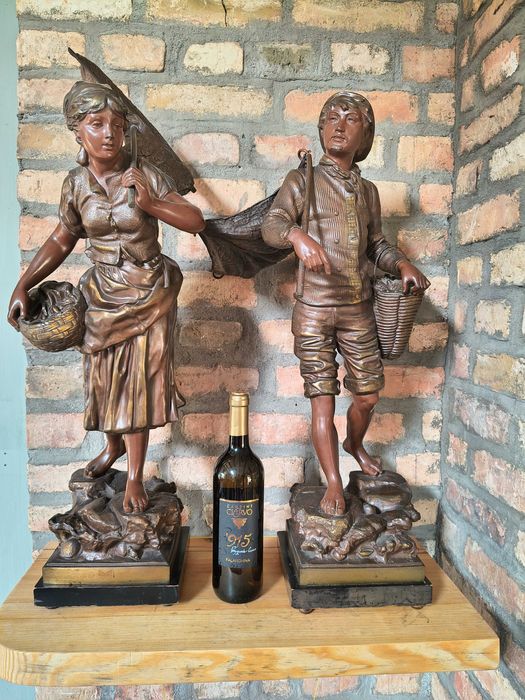 Duże figury francuskie 2 szt. 72 cm – cynkal – sygnowane – para