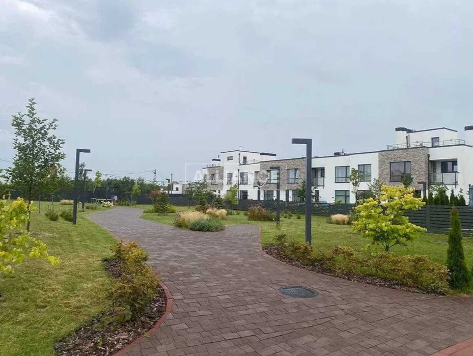 Продаж сучасного таунхаусу в с.Липники передмістя Львова_найнижча ціна