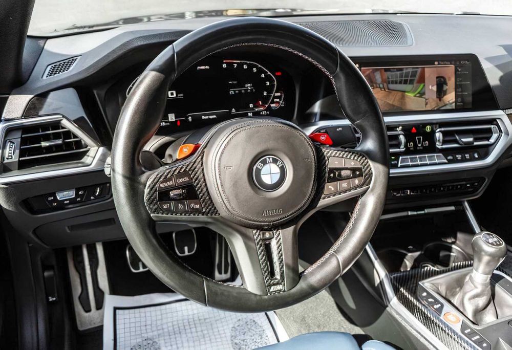 BMW M4      2021