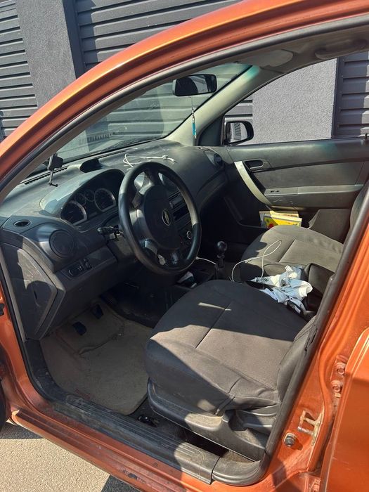 Продам Chevrolet aveo торг