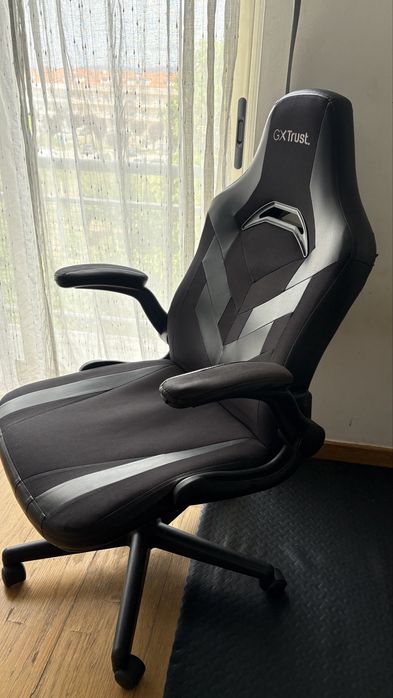 Cadeira gaming GXT 703 Riye