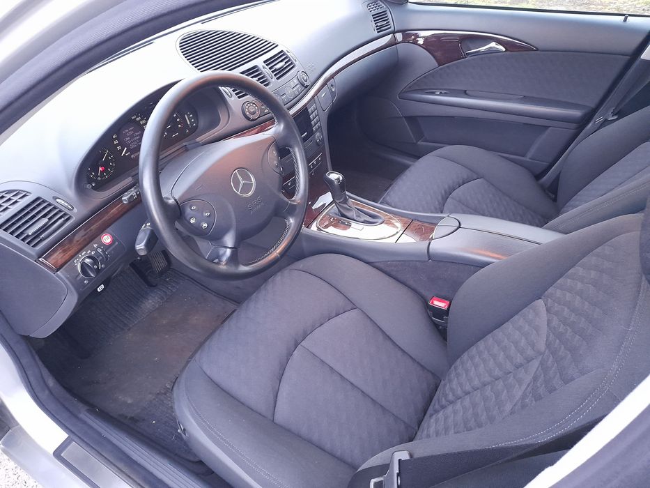 Mercedes w211 1.8 kompressor,bez rdzy.