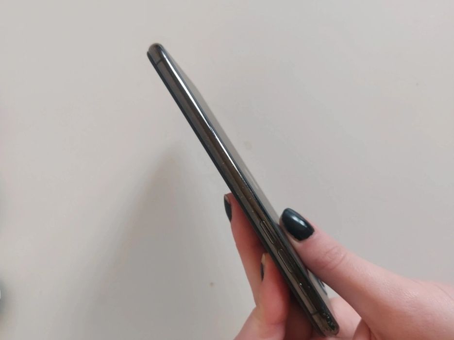 Iphone  11 pro max 83% kondycji baterii