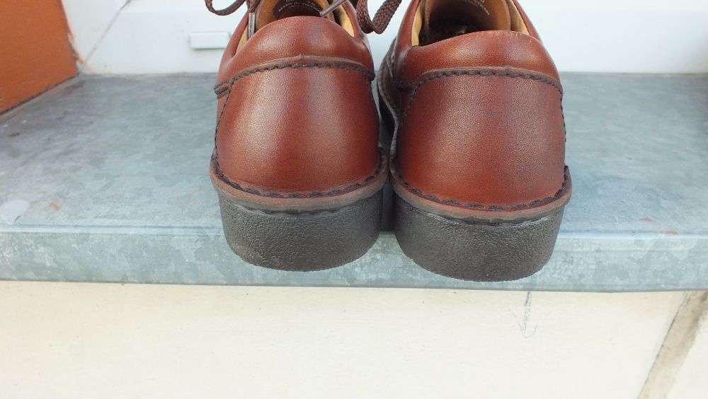 Super półbuty męskie skóra marki Clarks w roz 41 (7G)