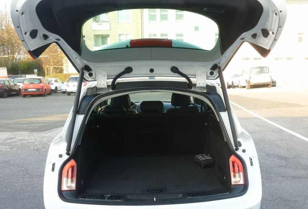 Opel Insignia 1,8 Mpi Benzyna Cosmo