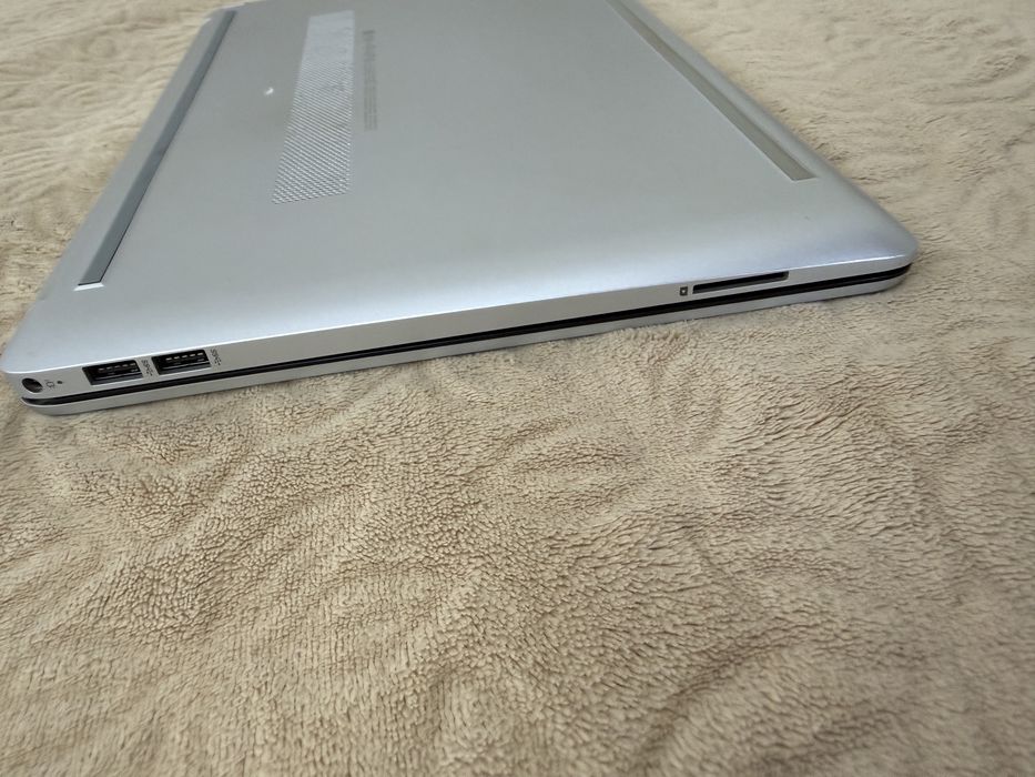 Ноутбук HP 15-dw0037wm