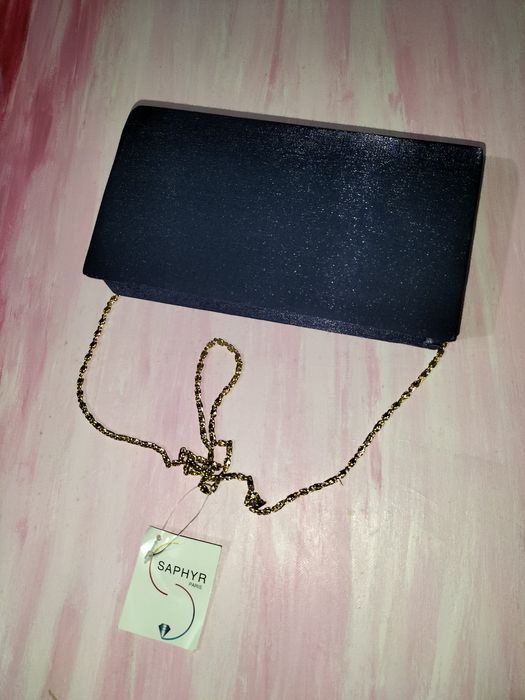 Pochete Azul Escuro com Corrente