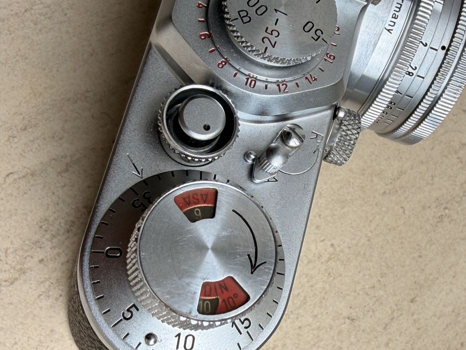 Leica IIIf Red Dial c/ Summitar 5cm f2