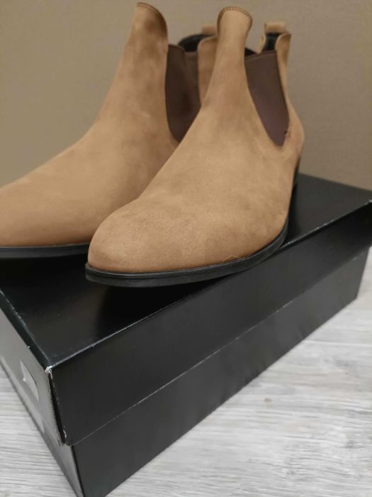 Męskie eleganckie Sztyblety nubuku skórzane 44 - brązowe Nowe