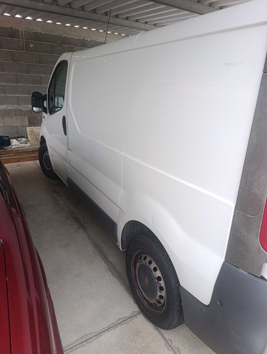 Carrinha Opel Vivaro 2000cc com 114868 km