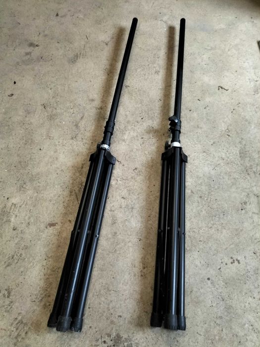 Suporte para colunas de som