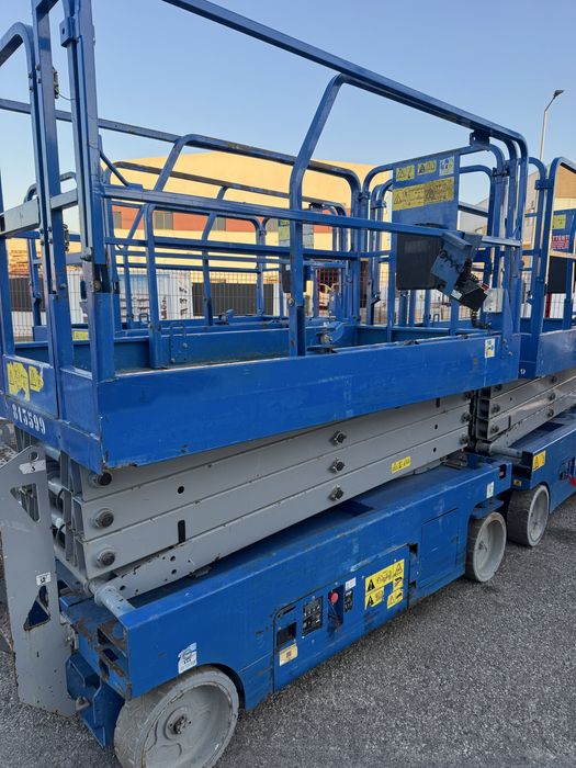 Plataforma Elevatoria eletrica Tesoura 10mt (usada)