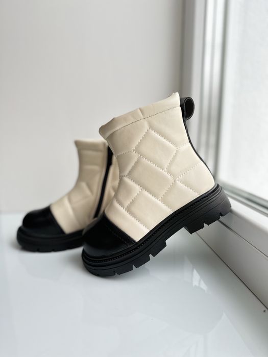 Черевики демісезонні для дівчинки 26 розмір