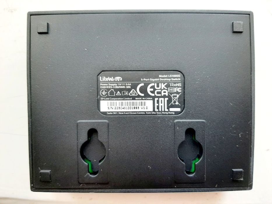 Switch de rede TP-Link LS1005G64286125799170122