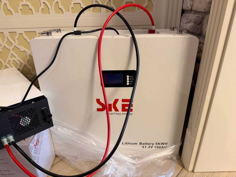 Комплект інвертор + батарея SKE PH21-6.2K 6.2кВт + SK-BG5120 5.12кВт