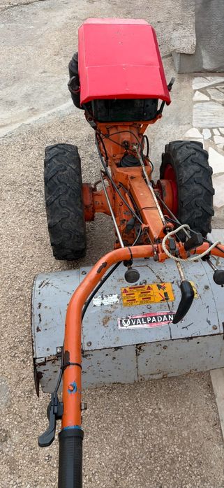 Trator Valpadana 14 CV
