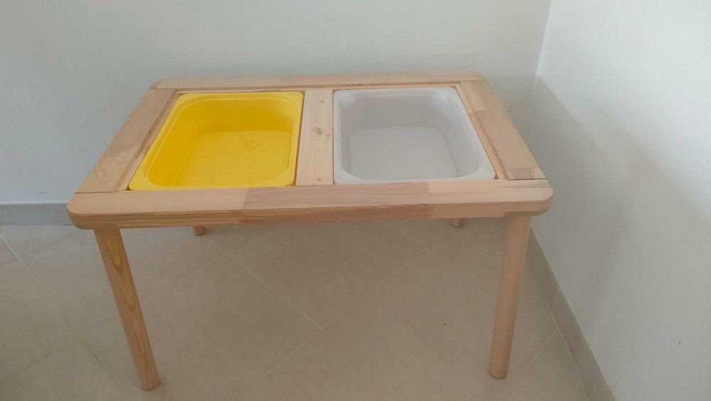 Mesa p/ Criança!!