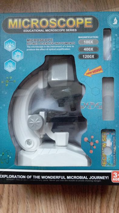 Игрушечный микроскоп