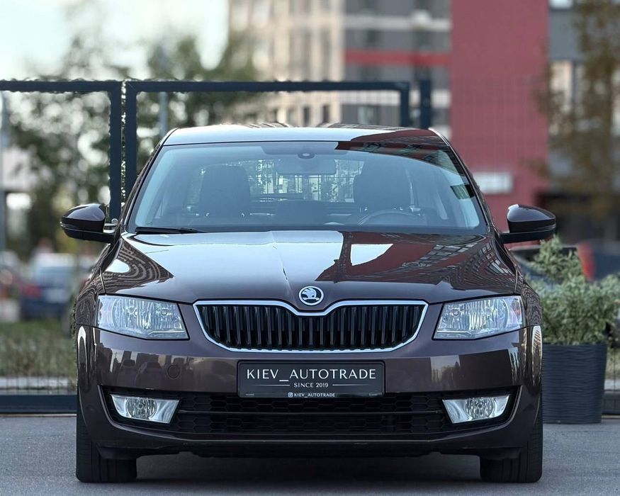 Skoda Octavia A7 Official