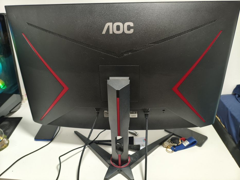 Monitor Gaming Curvo AOC 32" – 240Hz / 0.5ms – Excelente Estado