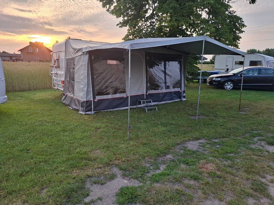 Dostawka przednia do przedsionka  panorama z bokami