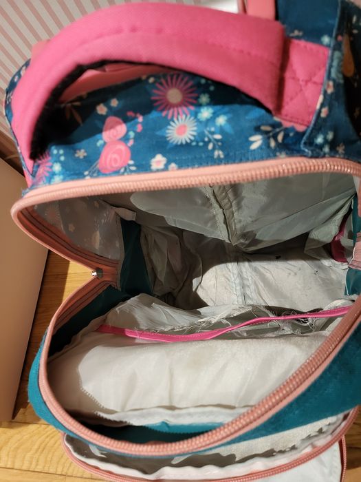 Conjunto Mochila/Trolley, lancheira e estojo