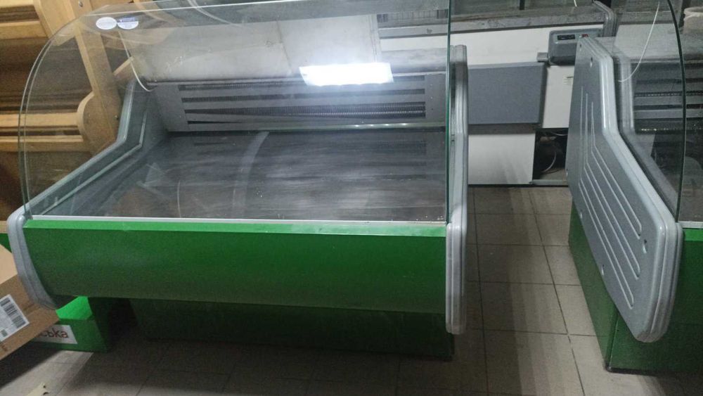 Холодильна горка б/у, холодильний регал б/у.