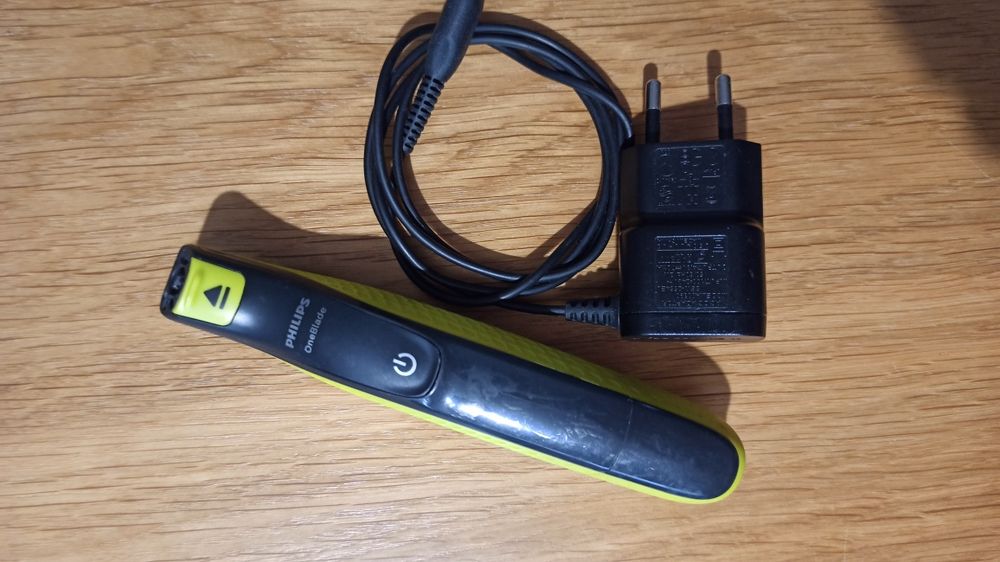 Trymer golarka Philips OneBlade QP2520