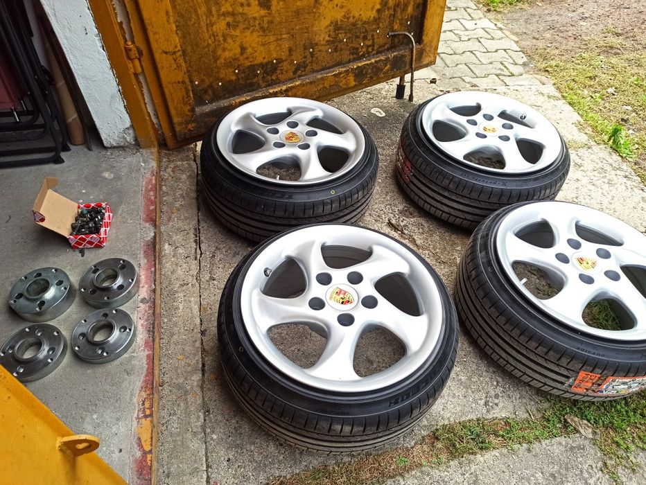 Felgi Porsche 911 turbo 5x130 adaptery 4x100 naciąg