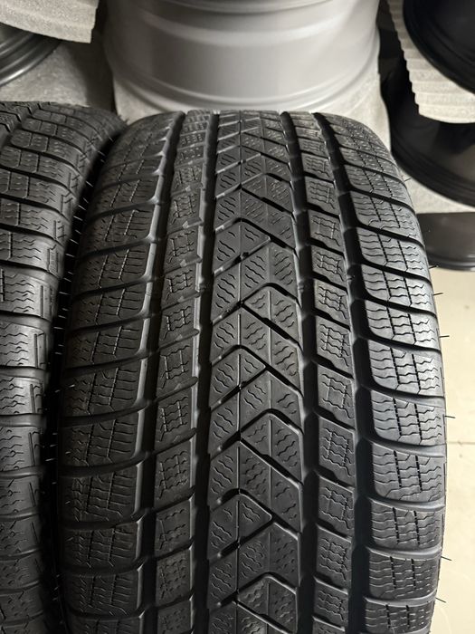 Шини зимові 275/35/21 245/40/21 Pirellii RFT зимние разноширокие