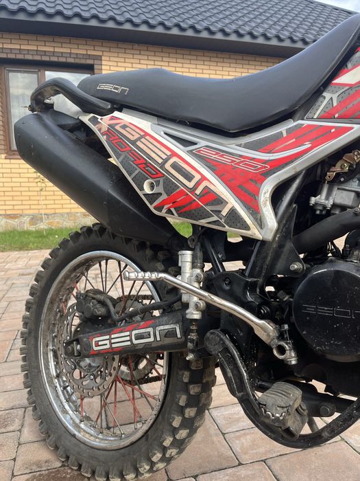 Продам  Geon х роуд 250