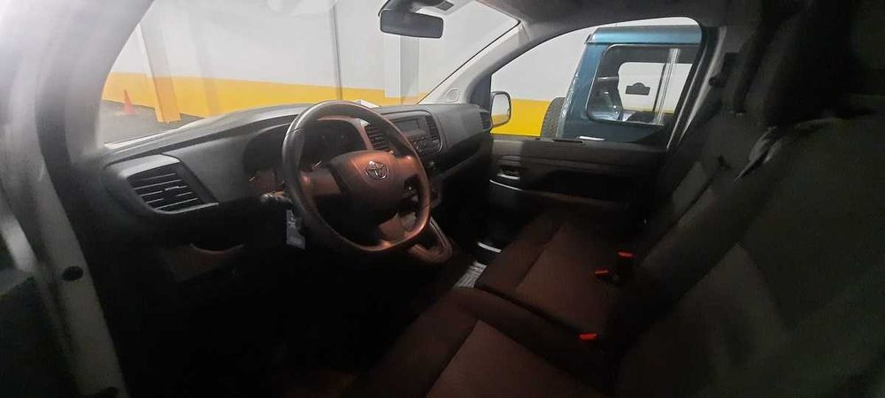 Toyota Proace L1 Van 1.5D 120 cv - IVA DEDUTIVEL