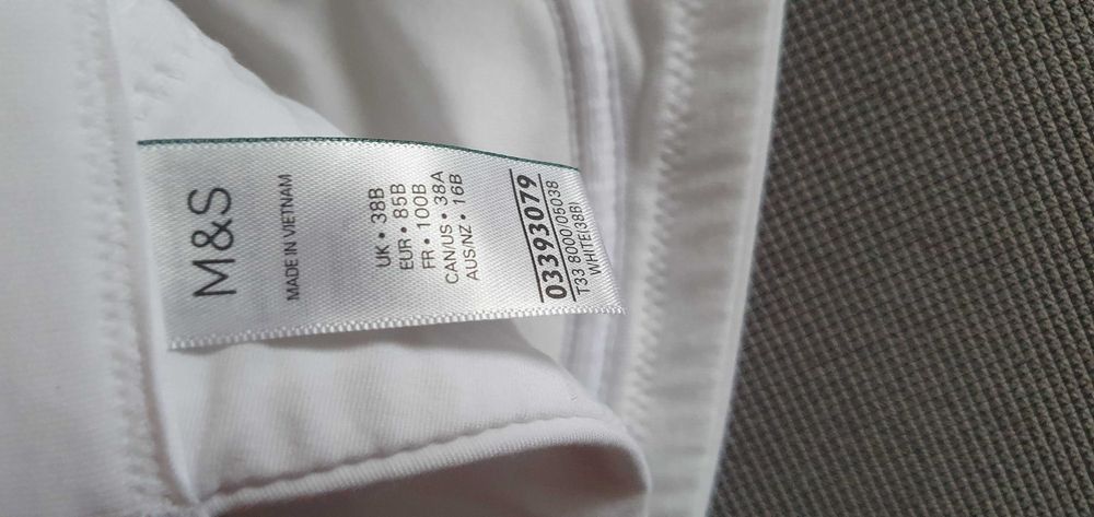 Бюстгальтер Marks  and spencer без кісточок 85В