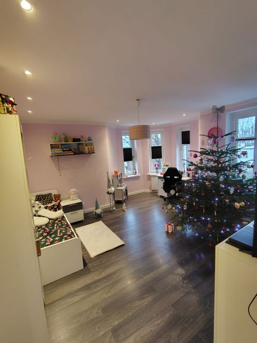 Mieszkanie 3 pokojowe z garażem.