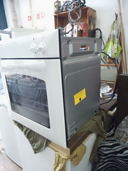 Forno de encaixe