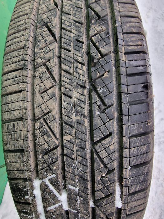 Літні шини Continental Cross Contact H/T 255/65 R17 110T FR