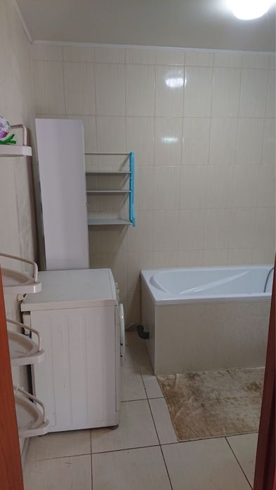 Продається автономний будинок в смт.Гребінки