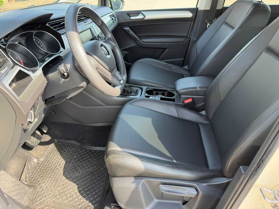 Volkswagen Touran 2016