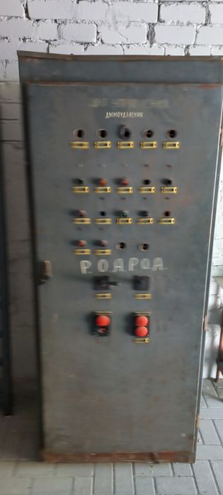 Шкаф металлический