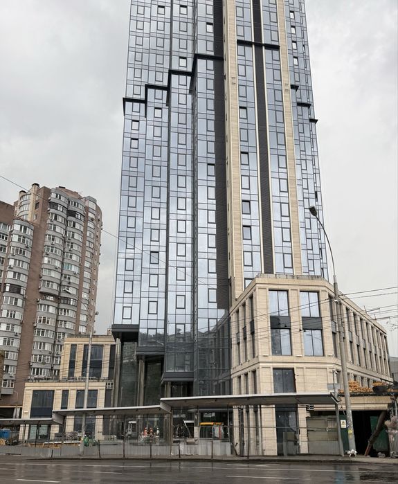 Продаж фасадного нежитлового приміщення  ЖК A136 вул. Антоновича 136 - View 3