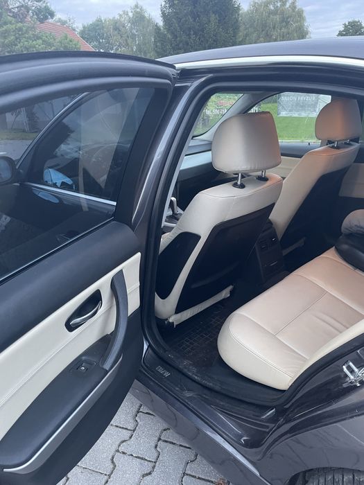 Bmw E90 325I 218km LPG!