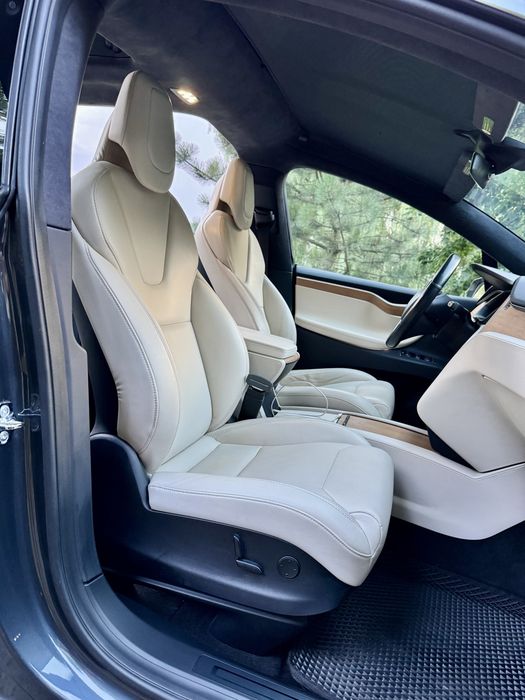 Tesla Model X Long Range Dual Motor 100кВт