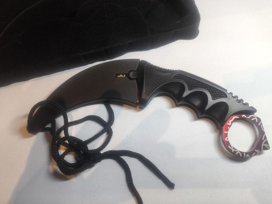 Nóż karambit spider web red