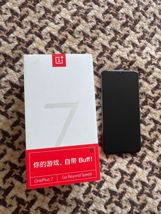 OnePlus 7 (8GB 256GB Gray)