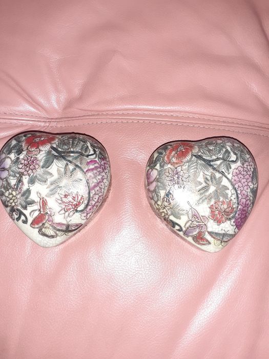 Decoração 2 caixas em forma de coração antigas